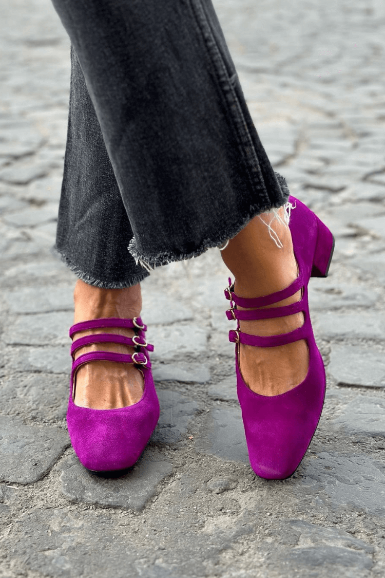 Jolien | Heels with Belts