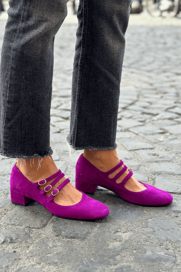 Jolien | Heels with Belts