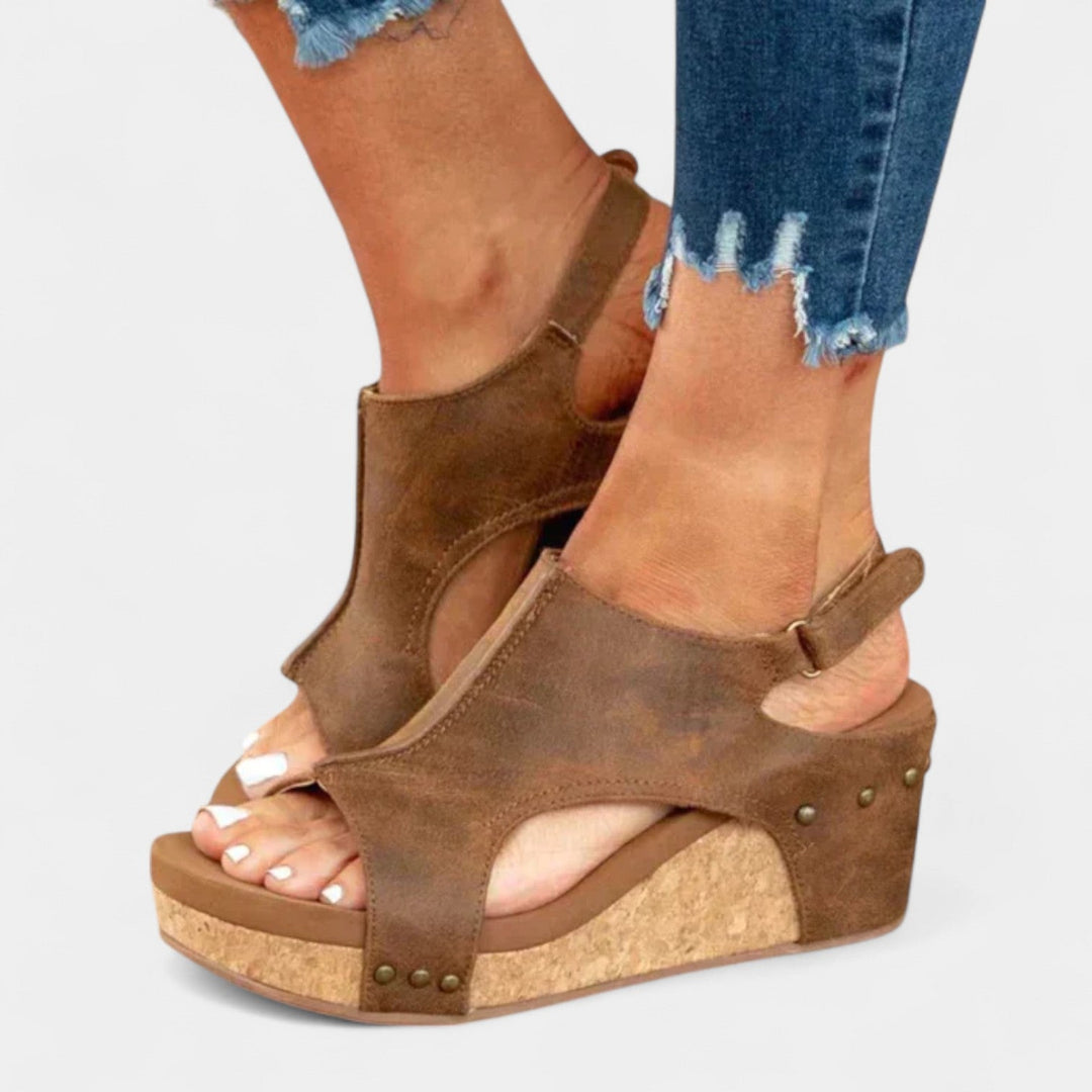 MÓNICA™ – Sandalias ortopédicas con estilo para un verano sin dolor
