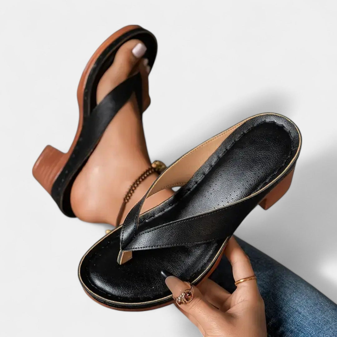 AURELIA™ – Sandalia ortopédica con tacón y estilo atemporal